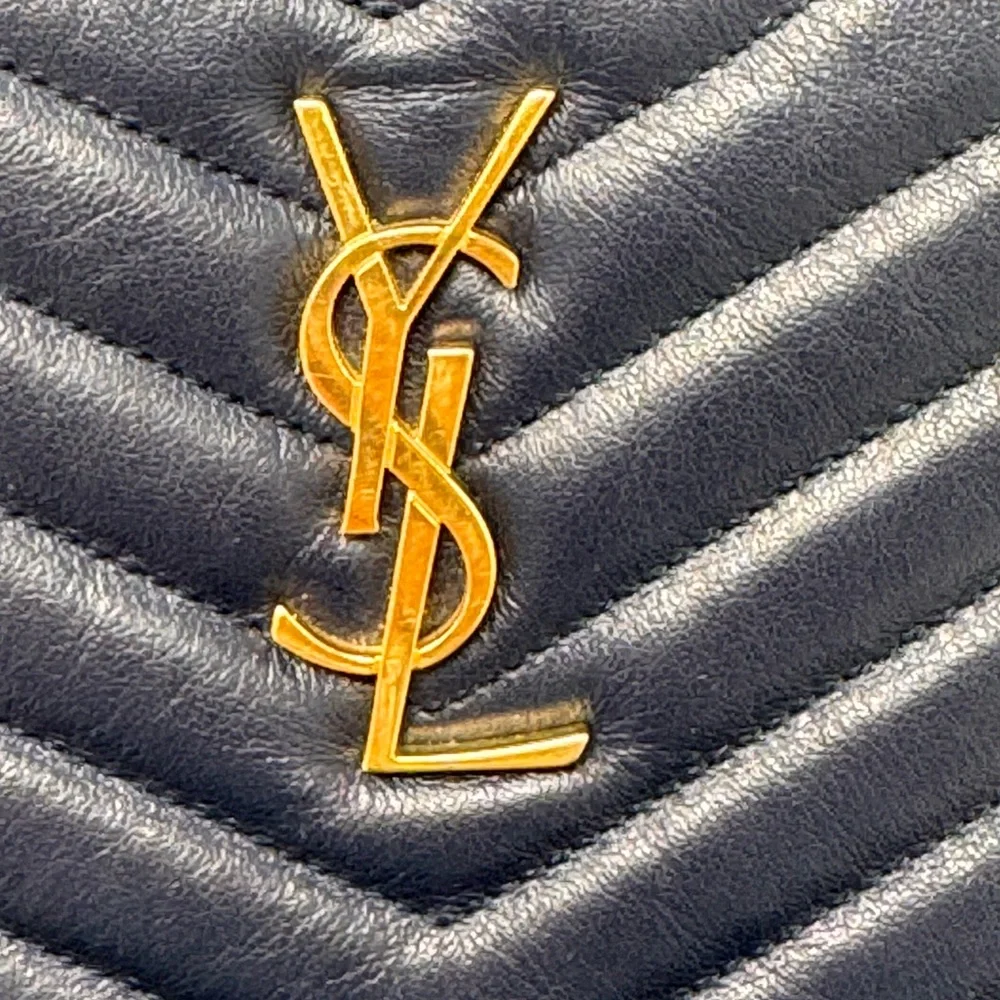 💯Authentic YSL Navy Blue Cassandra Chevron  Wristlet - Picture 6 of 12